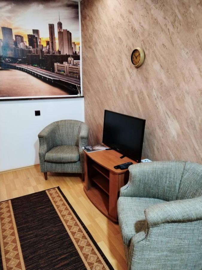 Fun Rooms Sobe Prenociste Borca エクステリア 写真